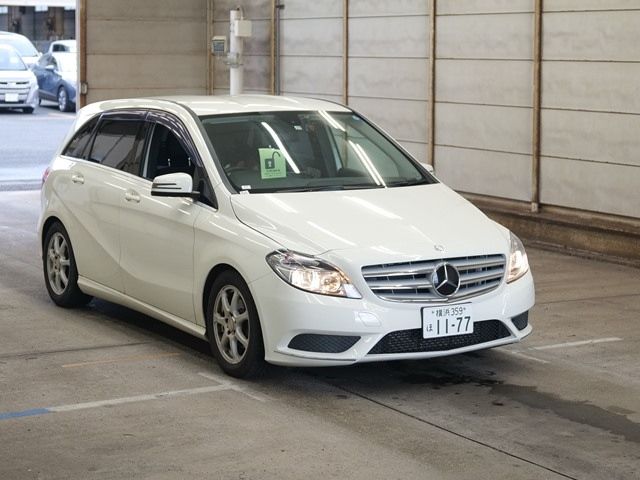 5115 Mercedes benz B class 246242 2013 г. (ARAI Bayside)